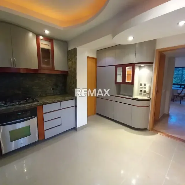Alquilo bello y cómodo apartamento en las Esmeraldas de La Tahona. - 14