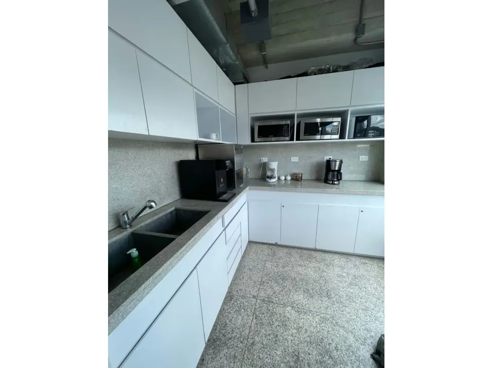 Se vende oficina 531m2 Las Mercedes 3177 - 11