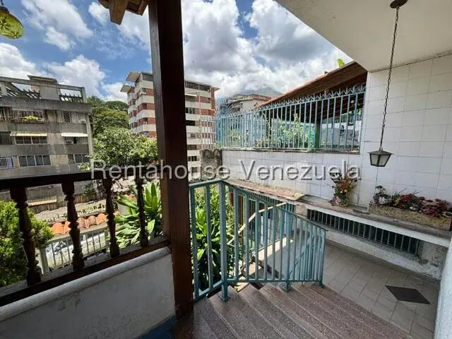 Casa (Duplex) en Venta en El Marques, Distrito Metropolitano - 2