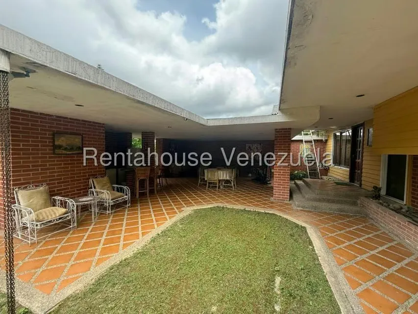 Casa (Multipes Niveles) en Venta en Tusmare, Distrito Metropolitano - 3