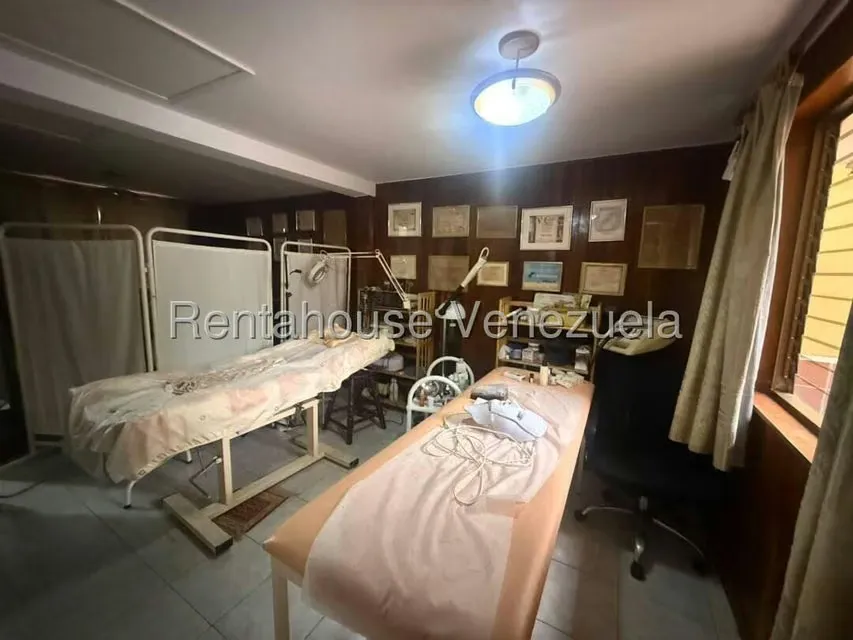 Casa (Multipes Niveles) en Venta en Tusmare, Distrito Metropolitano - 28