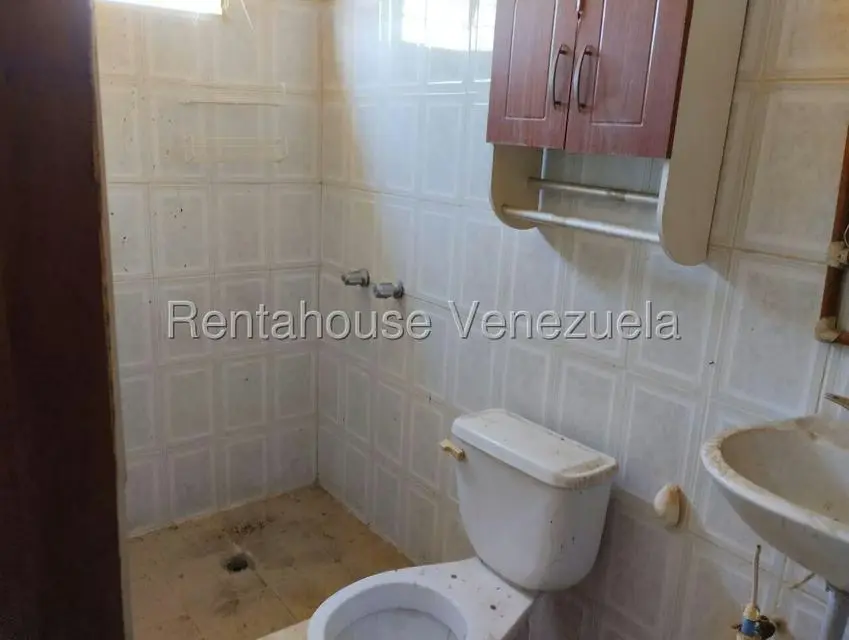 Casa (1 Nivel) en Venta en Las 50, Zulia - 28