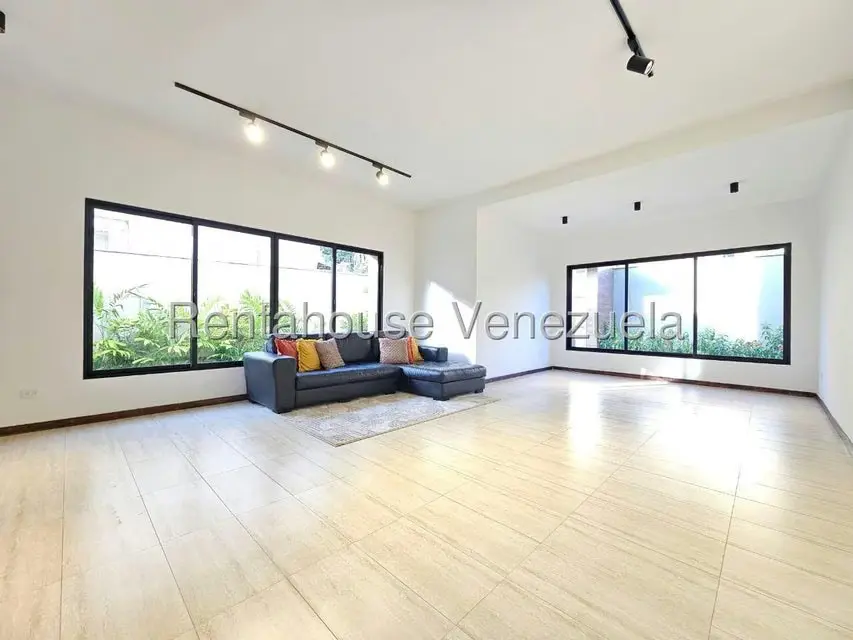 Casa (Multipes Niveles) en Venta en Altamira, Distrito Metropolitano - 24