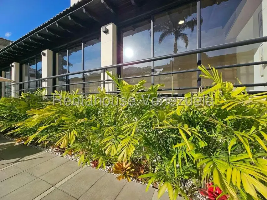 Casa (Multipes Niveles) en Venta en Altamira, Distrito Metropolitano - 37