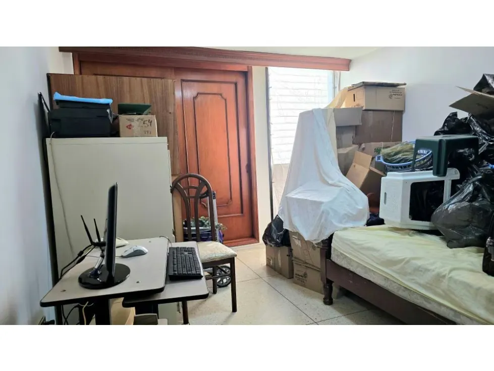 Vendo Apartamento en La Avenida Solano Remodelado - 13