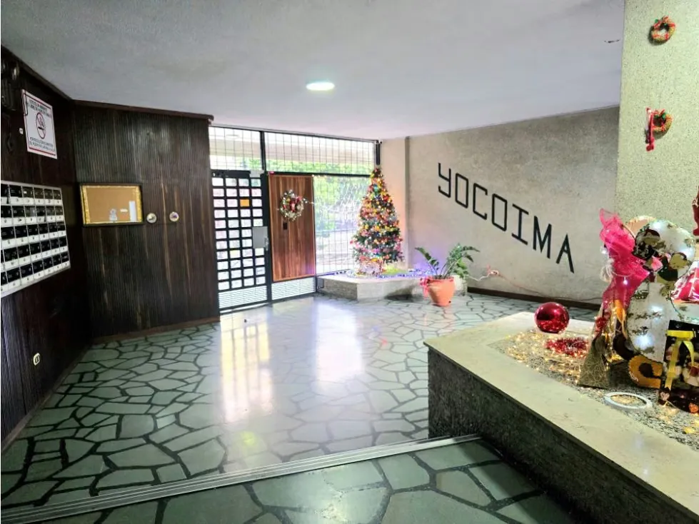 Vendo Apartamento en La Avenida Solano Remodelado - 2