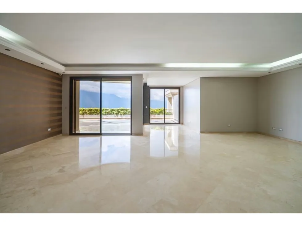 Se vende Apto 290m² + 450m² de Terraza 3h+s/3b+s/6p Los Naranjos - 14