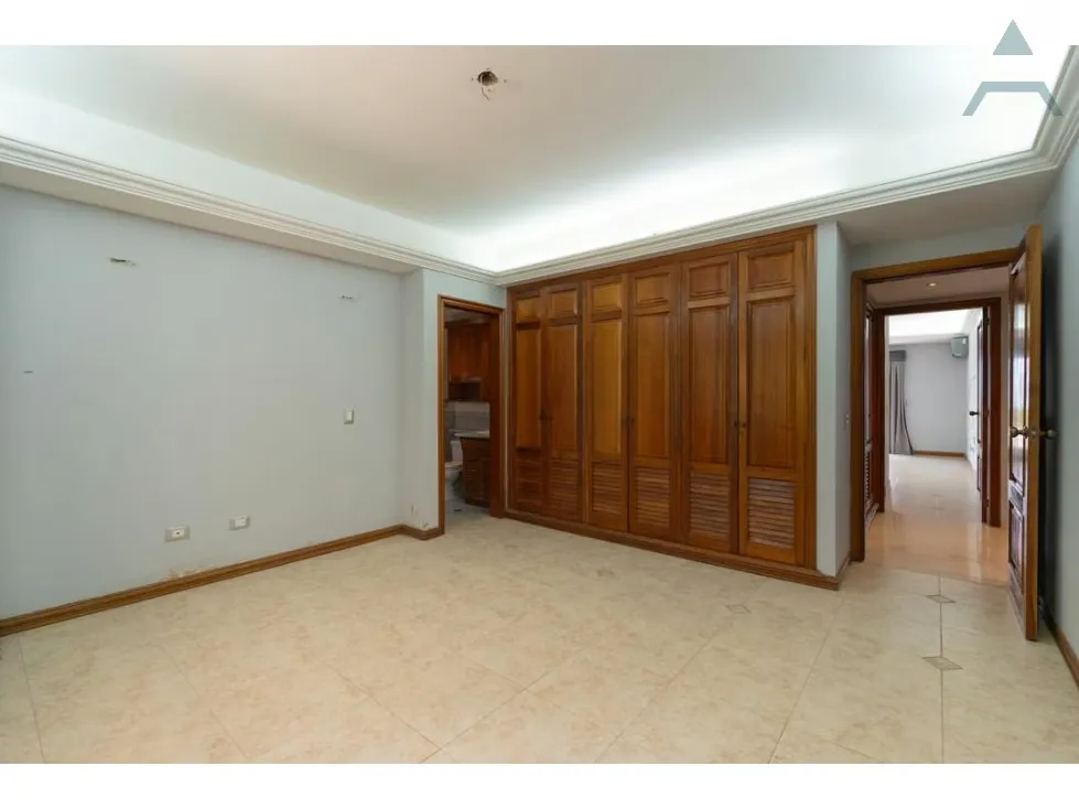 Se vende Apto 290m² + 450m² de Terraza 3h+s/3b+s/6p Los Naranjos - 24