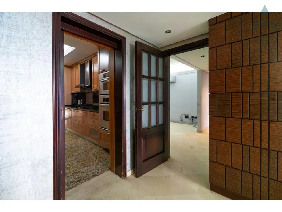 Se vende Apto 290m² + 450m² de Terraza 3h+s/3b+s/6p Los Naranjos - 25