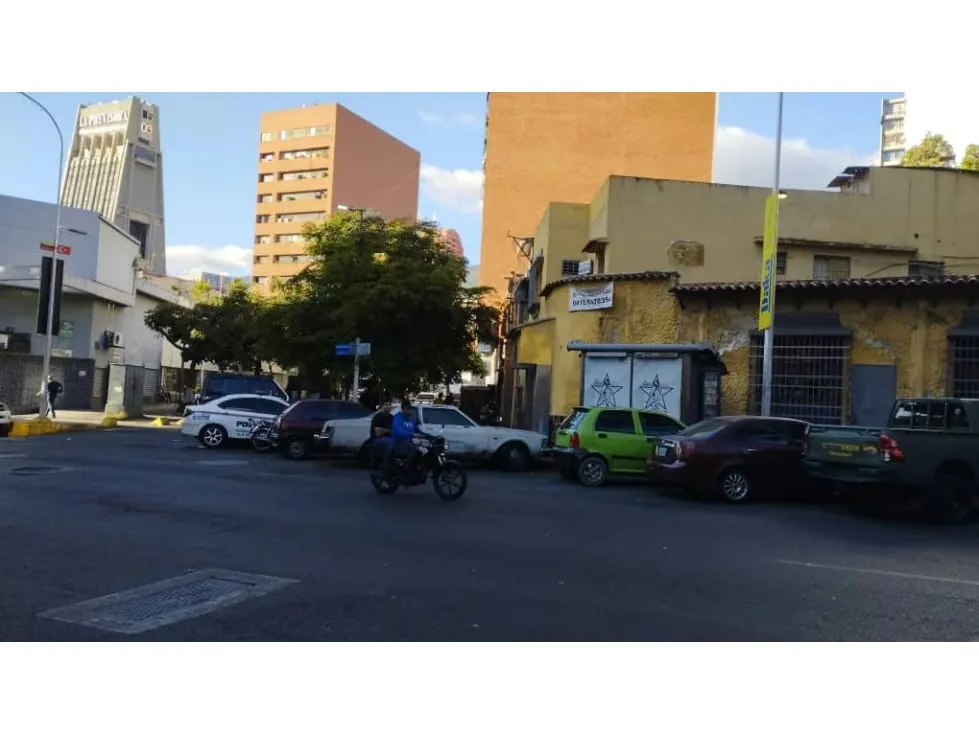 SE VENDE FONDO DE COMERCIO EN LA AV CASANOVA SABANA GRANDE - 5