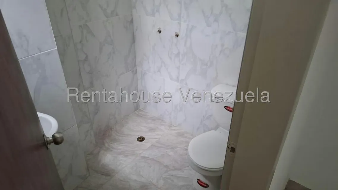 Local Comercial en Alquiler en Centro, Lara - 9
