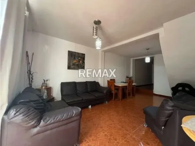 Casa en Venta 105 mts - 7