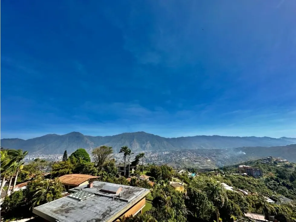 Se vende casa 2.000m2 6h/9B/11p Alto Hatillo - 19
