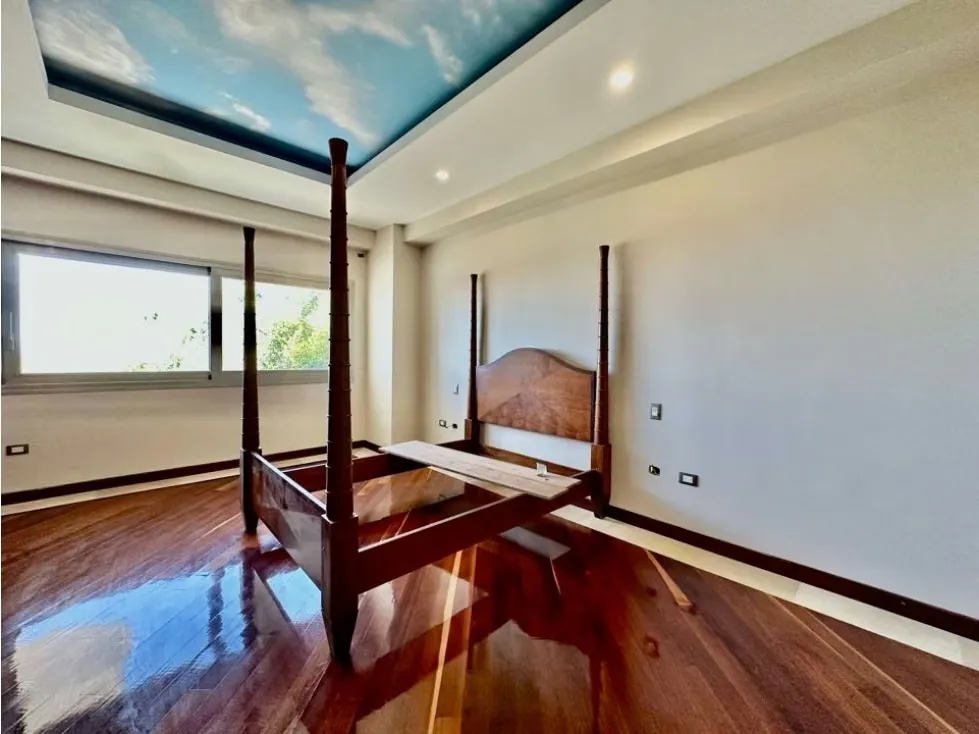 Se vende casa 2.000m2 6h/9B/11p Alto Hatillo - 20