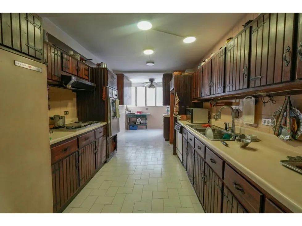 Edificio comercial y residencial en venta en Las Mercedes - 10
