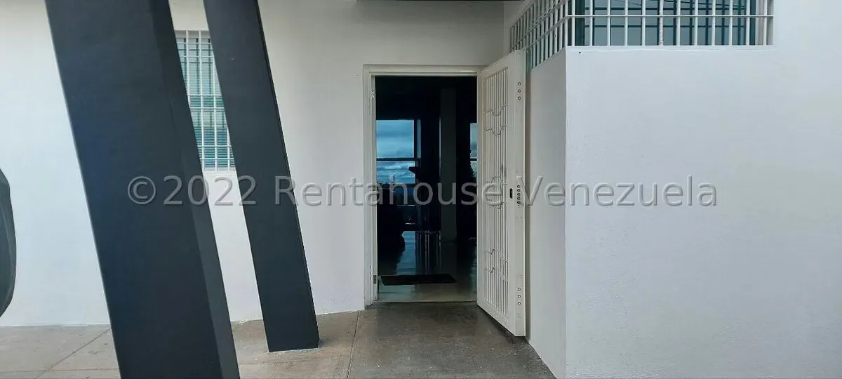 Casa (Multipes Niveles) en Venta en Los Guayabitos, Distrito Metropolitano - 3