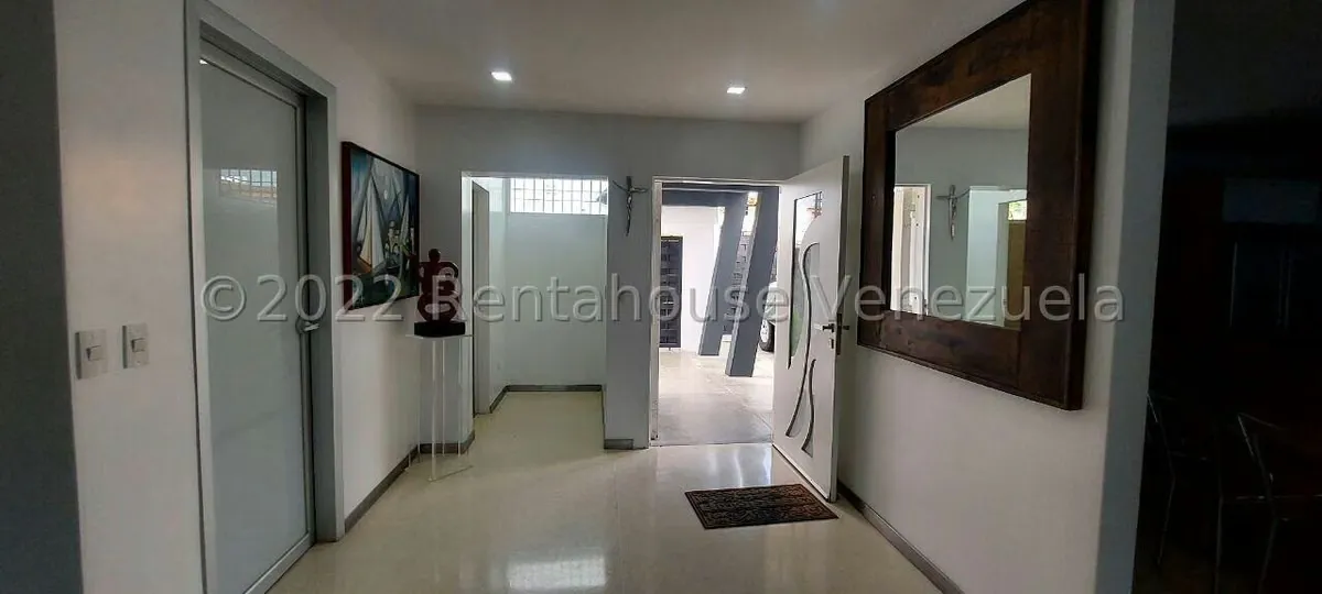 Casa (Multipes Niveles) en Venta en Los Guayabitos, Distrito Metropolitano - 4
