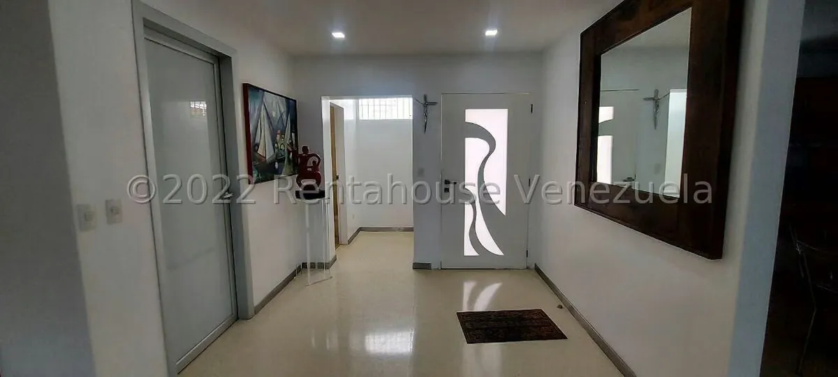Casa (Multipes Niveles) en Venta en Los Guayabitos, Distrito Metropolitano - 5