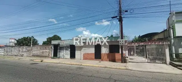 Casa y Local comercial en Venta en Ciudad Ojeda