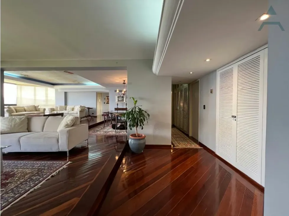 Se vende Apto 280m² 3h+s/3.5+sb/4p Colinas de Valle Arriba - 11