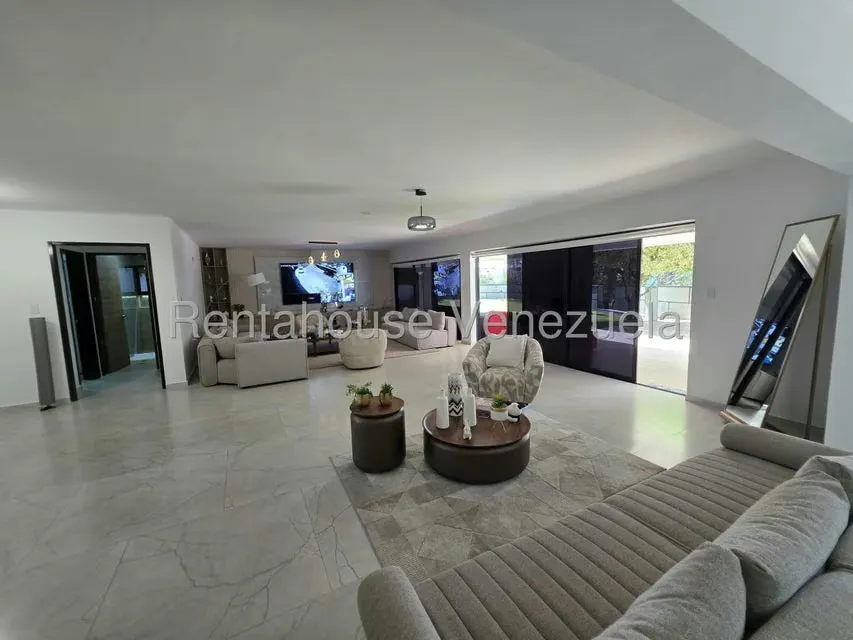 Casa (Duplex) en Venta en Los Naranjos del Cafetal, Distrito Metropolitano - 15