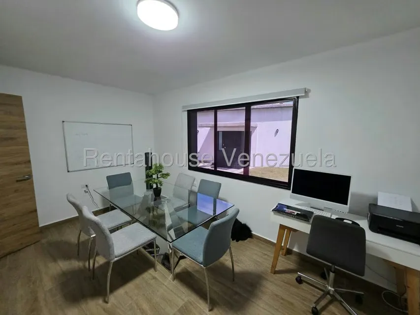 Casa (Duplex) en Venta en Los Naranjos del Cafetal, Distrito Metropolitano - 16