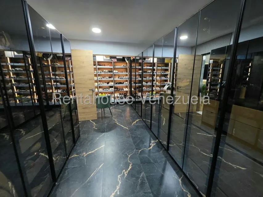 Casa (Duplex) en Venta en Los Naranjos del Cafetal, Distrito Metropolitano - 36