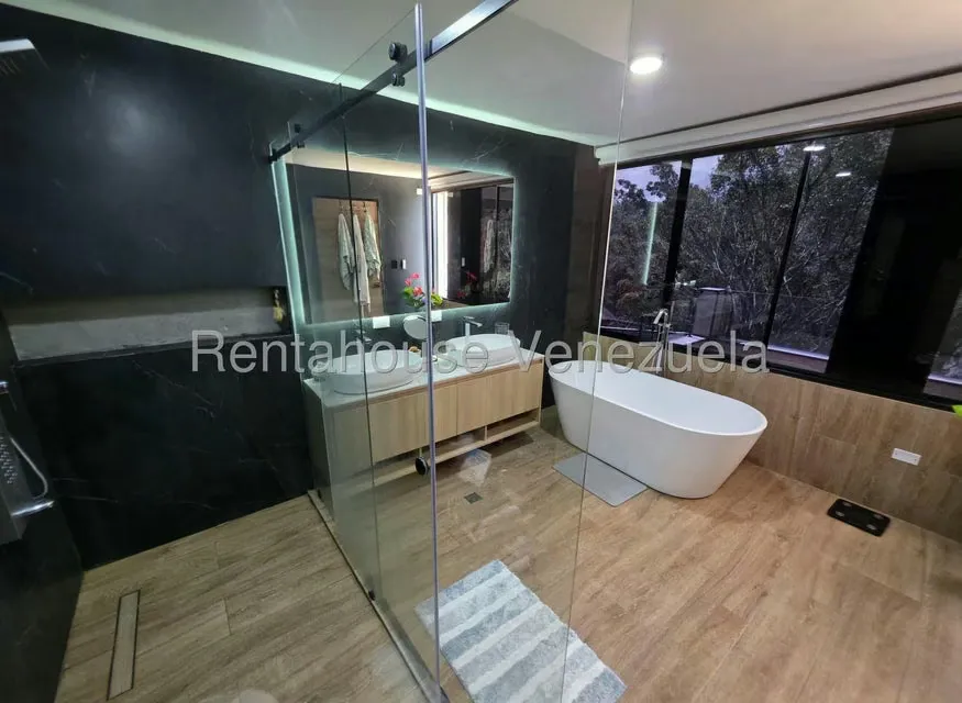Casa (Duplex) en Venta en Los Naranjos del Cafetal, Distrito Metropolitano - 38