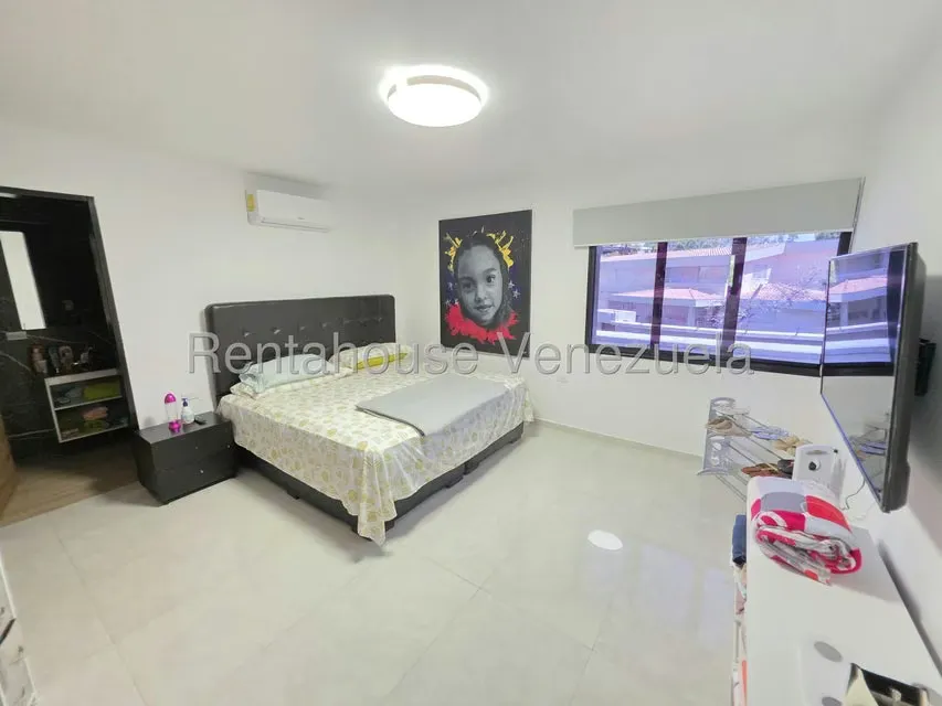Casa (Duplex) en Venta en Los Naranjos del Cafetal, Distrito Metropolitano - 44