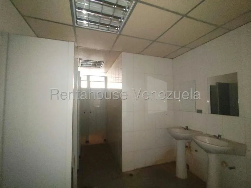 Local Comercial en Venta en Avenida Bella Vista, Zulia - 29