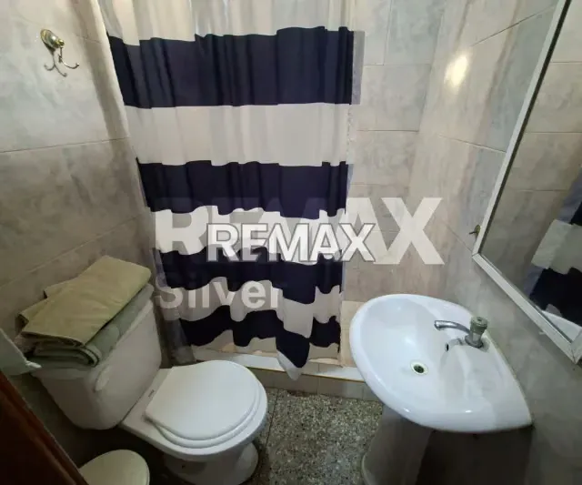 En Venta Excelente Casa Familiar - 8