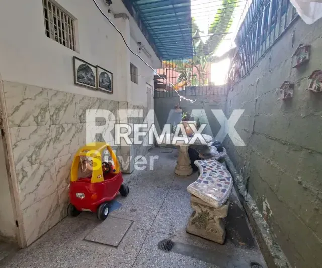 En Venta Excelente Casa Familiar - 10