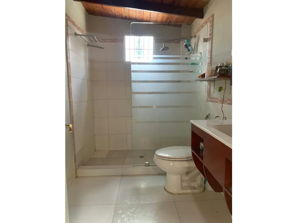 EDIFICIO COMERCIAL EN VENTA 1836.44M2 URB-BOLEITA SUR - 12