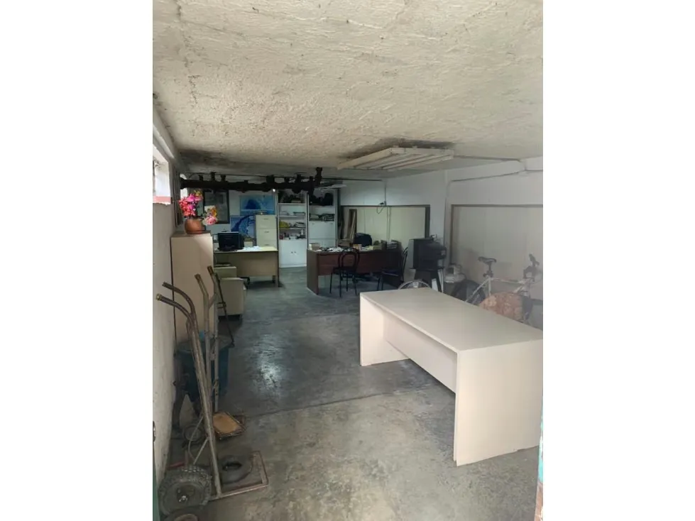 EDIFICIO COMERCIAL EN VENTA 1836.44M2 URB-BOLEITA SUR - 10