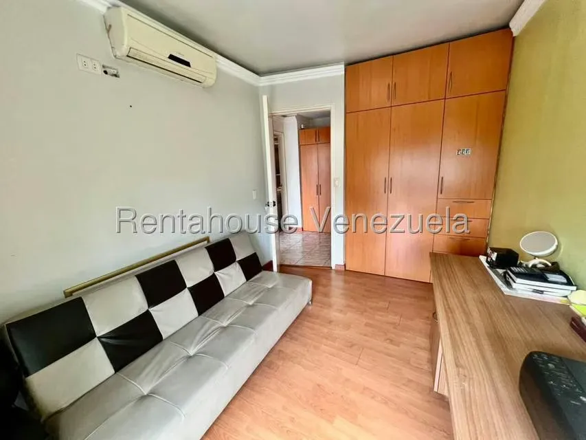 Apartamento (1 Nivel) en Venta en San Bernardino, Distrito Metropolitano - 16