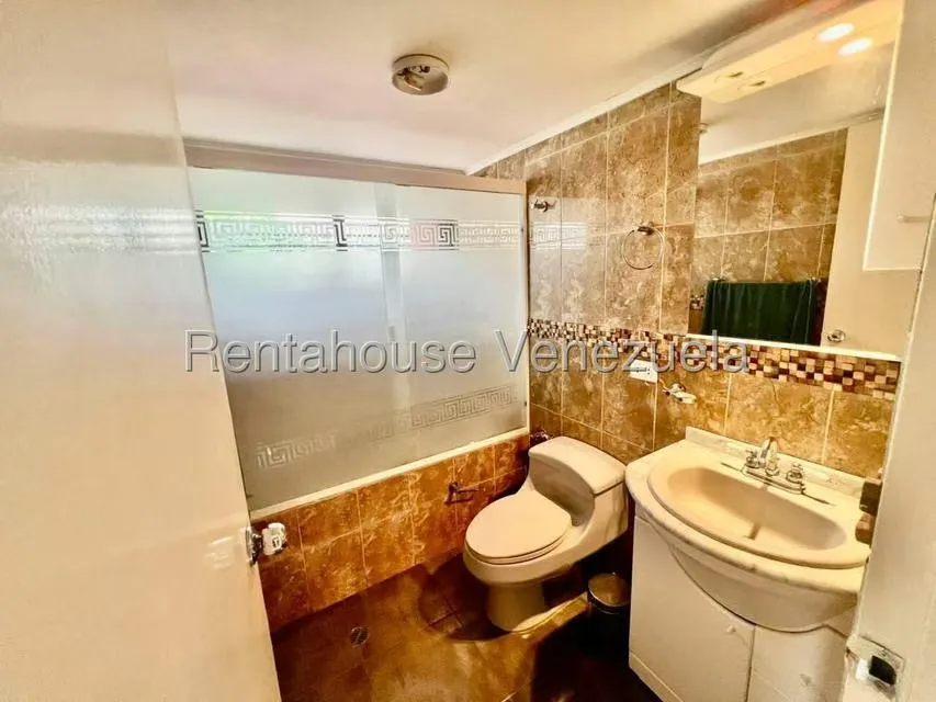 Apartamento (1 Nivel) en Venta en San Bernardino, Distrito Metropolitano - 17