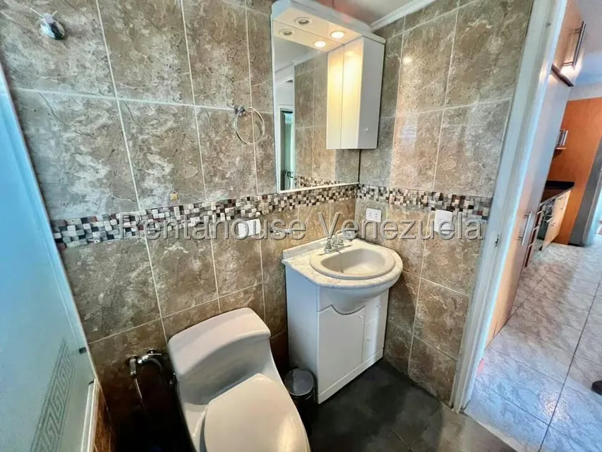 Apartamento (1 Nivel) en Venta en San Bernardino, Distrito Metropolitano - 18