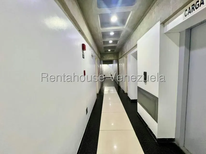 Apartamento (1 Nivel) en Venta en San Bernardino, Distrito Metropolitano - 21