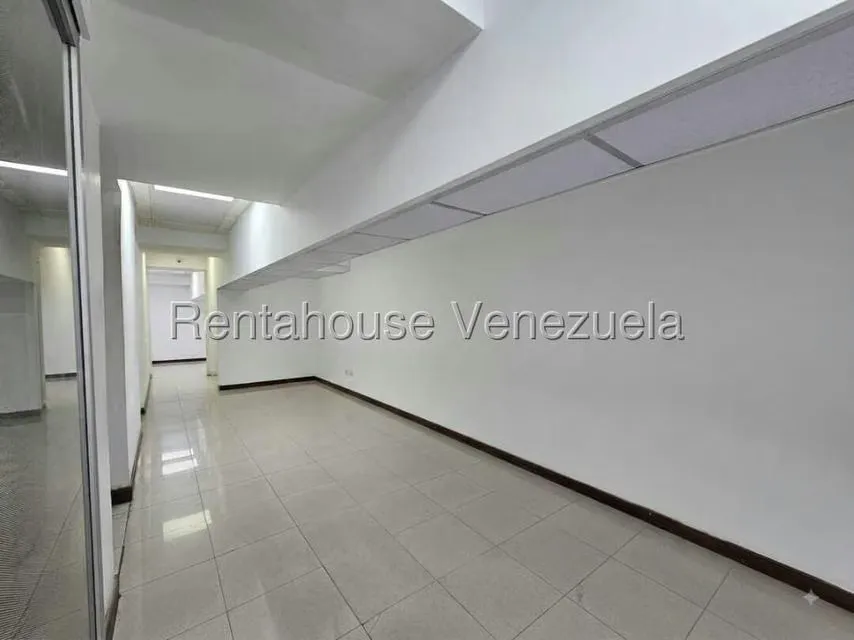 Local Comercial en Venta en Las Mercedes, Distrito Metropolitano - 25