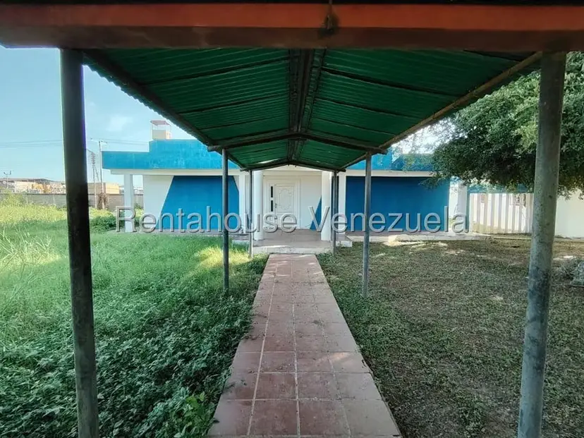 Comercial (Industrial) en Alquiler en La 'L', Zulia