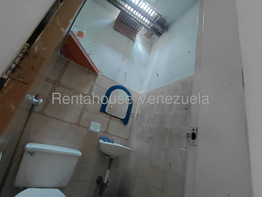 Comercial (Local Comercial) en Alquiler en Centro, Carabobo - 12
