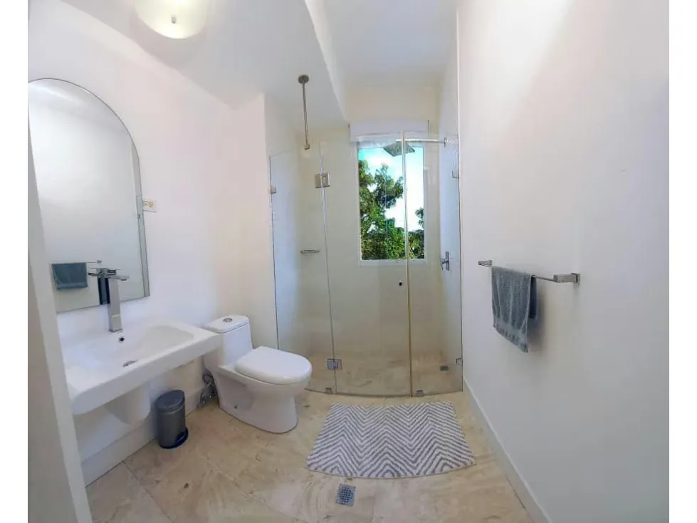 APARTAMENTO EN CHULAVISTA 178 M2, 3 HABITACIONES, 4 BAÑOS Y 2 P/E - 16