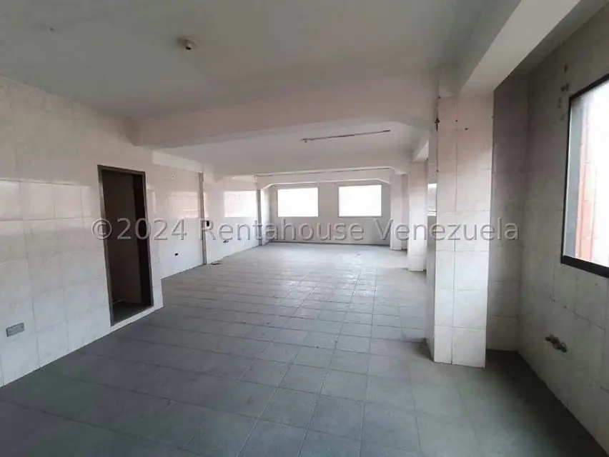 Comercial (Local Comercial) en Venta en Guatire, Miranda - 6