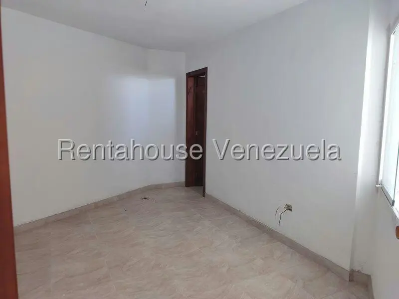 Apartamento (Duplex) en Venta en Flamingo, Falcon - 15