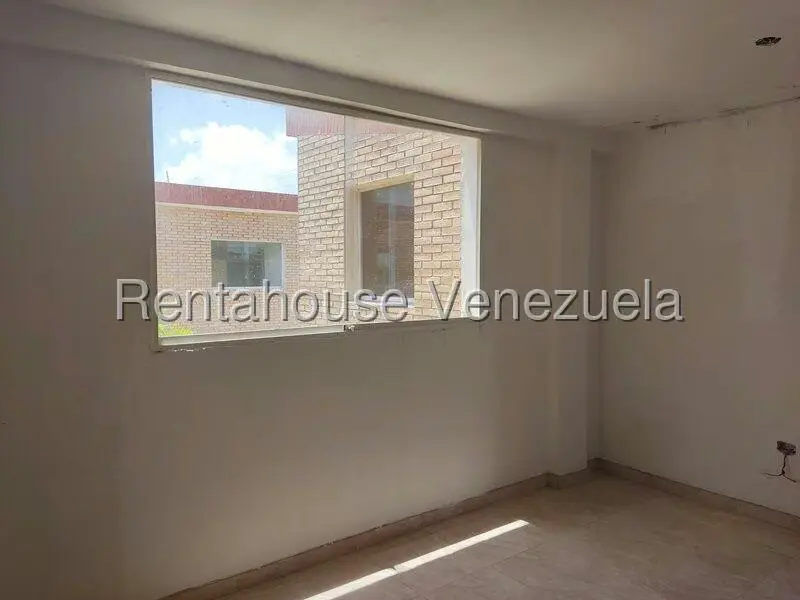 Apartamento (Duplex) en Venta en Flamingo, Falcon - 17