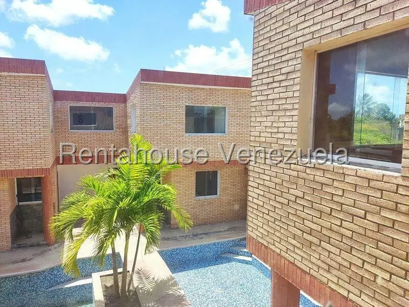 Apartamento (Duplex) en Venta en Flamingo, Falcon - 31