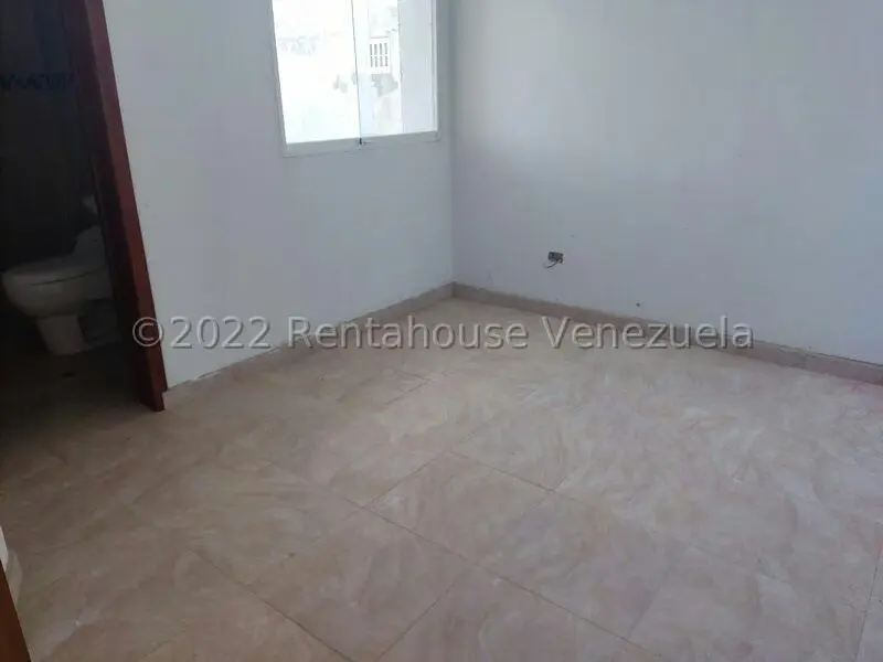 Apartamento (Duplex) en Venta en Flamingo, Falcon - 7