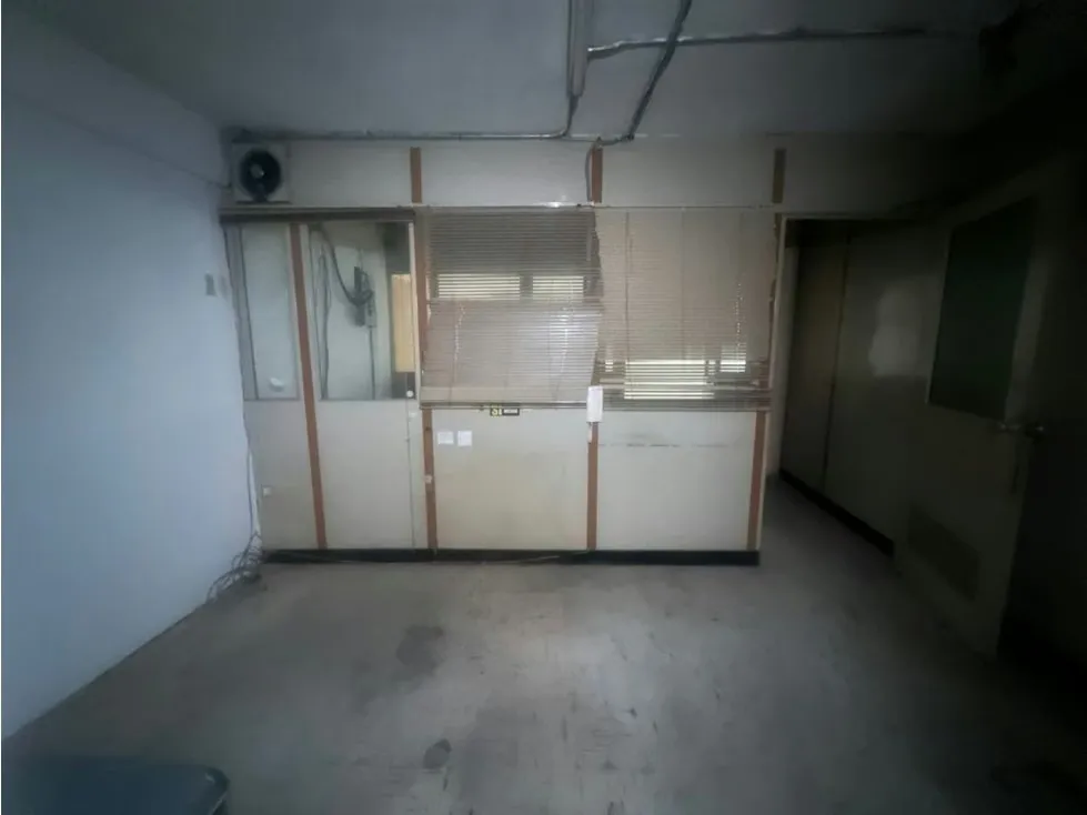 Se vende/alquila deposito 312m2 Las Palmas 1396 - 2