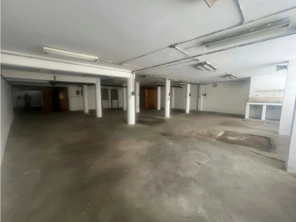 Se vende/alquila deposito 312m2 Las Palmas 1396 - 9