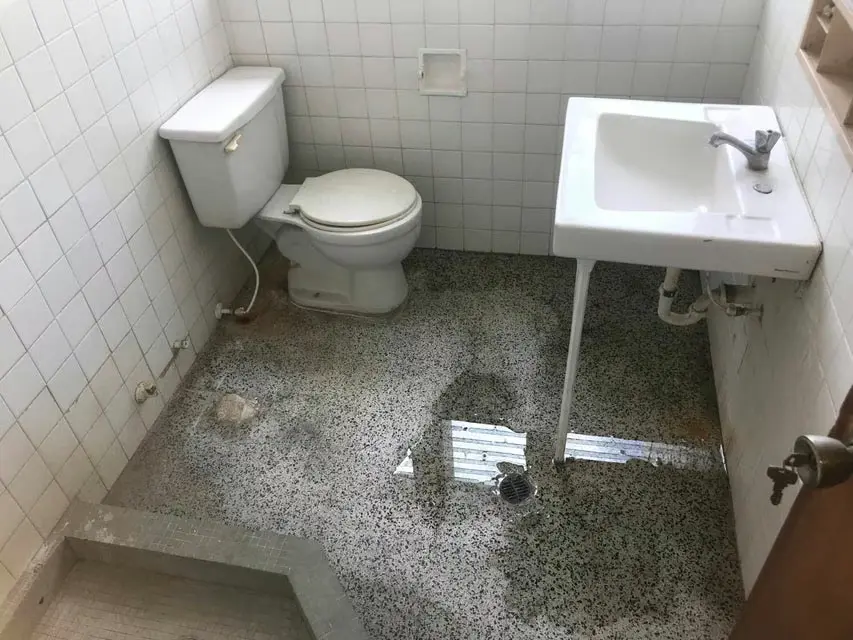 Oficina en Alquiler en Avenida Bella Vista, Zulia - 12